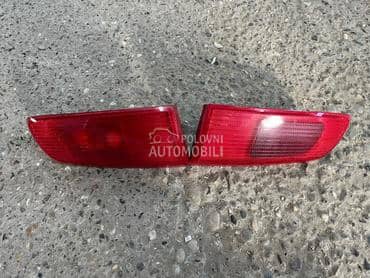 Stop svetlo unutrasnje levo za Mazda 2 od 2003. do 2008. god.