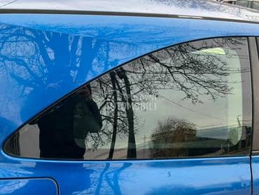 Staklo zadnje desno za Renault Megane od 2002. do 2008. god.