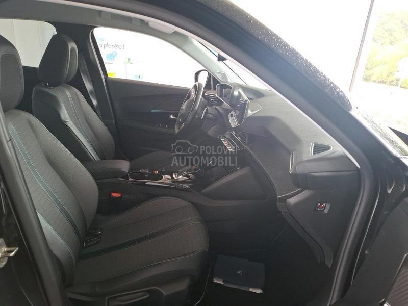 Peugeot 2008 1.5 Allure EAT