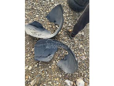 Potkrilo plusa za Volkswagen Golf Plus od 2004. do 2012. god.