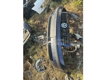 Branik prednji maskom za Volkswagen Passat B5 od 1998. do 2001. god.