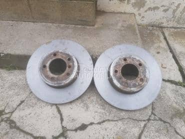 diskovi kao novi.garancija za BMW 518, 520, 520 GT ... od 2004. do 2008. god.