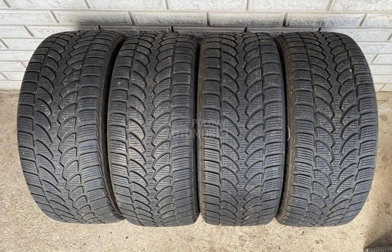 Bridgestone 225/55 R17 Zimska