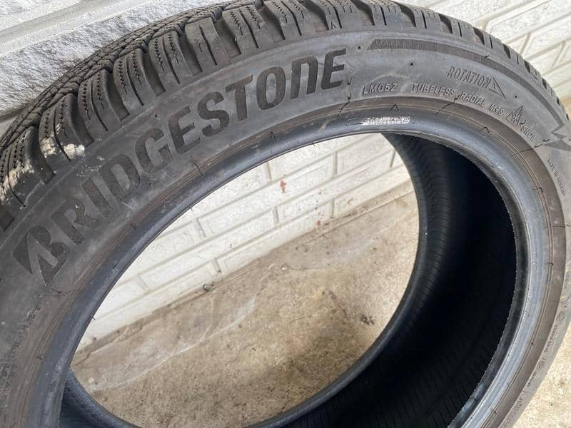 Bridgestone 225/45 R19 Zimska