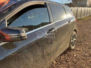 Vrata prednja zadnja W246 za Mercedes Benz B Klasa, B 250, B 200 ... od 2012. do 2016. god.