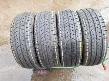 Continental 215/60 R17 Zimska