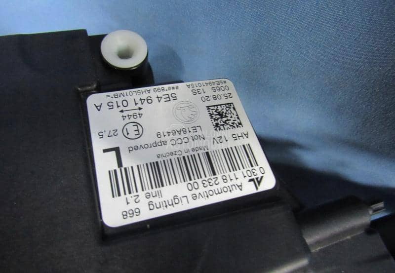 far levi  desni ful led