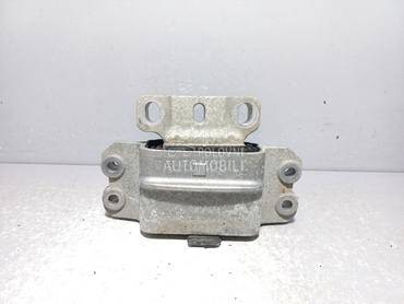 NOSAC MOTORA za Škoda Octavia