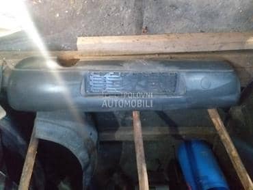 Zadnji branik za Ford Fiesta od 1995. do 2002. god.