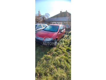 Fiat Punto -  kompletan auto u delovima