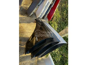 desno krilo C E Ml za Mercedes Benz C Klasa, E Klasa, ML Klasa od 2002. do 2015. god.
