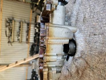 Uljna pumpa 2.0 tfsi za Volkswagen Golf 5, Passat B6 od 2004. do 2008. god.