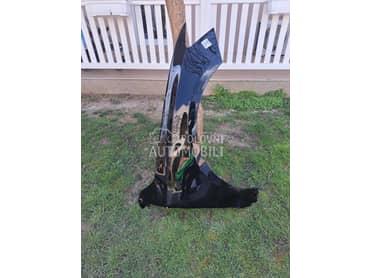 Desno krilo blatobran 8R za Audi Q5 od 2008. do 2016. god.