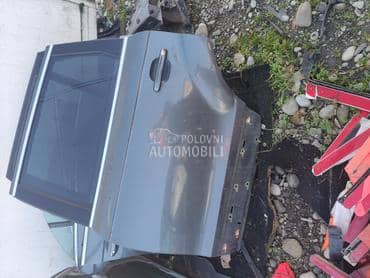 vrata zadnja ljeva za Audi Q7 od 2006. do 2012. god.