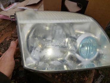 Farovi za Nissan X-Trail