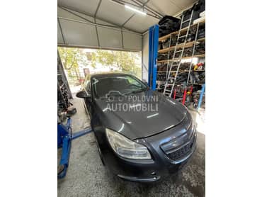 Farovi far levi desni za Opel Insignia od 2009. do 2014. god.