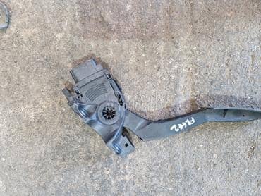 pedala  gasa za Land Rover Freelander od 2007. do 2010. god.