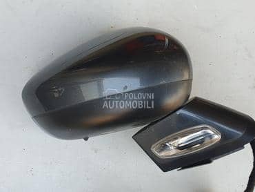 Desni retrovizor za Citroen C4 od 2010. do 2018. god.
