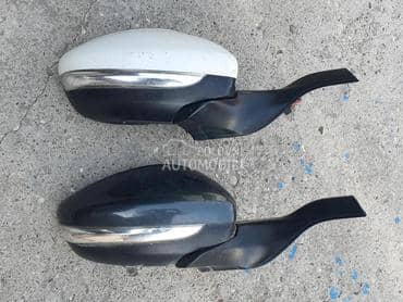 Desni retrovizor za Peugeot 208