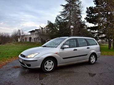 Ford Focus 2004. god. -  kompletan auto u delovima