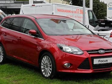 Ford Focus 2013. god. -  kompletan auto u delovima