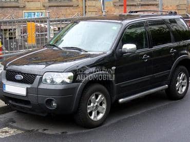 Ford Maverick 2004. god. -  kompletan auto u delovima