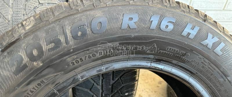 Semperit 205/60 R16 Zimska
