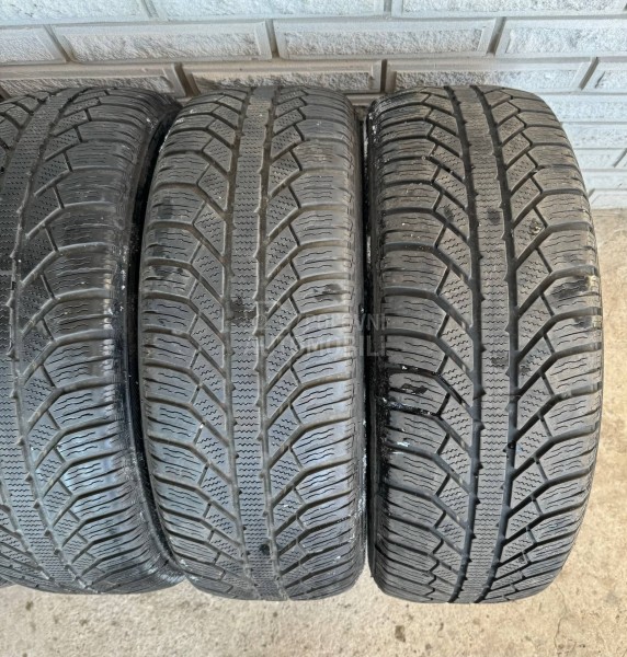 Semperit 205/60 R16 Zimska