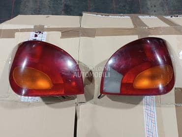 Stop svetlo za Ford Fiesta od 2000. do 2002. god.