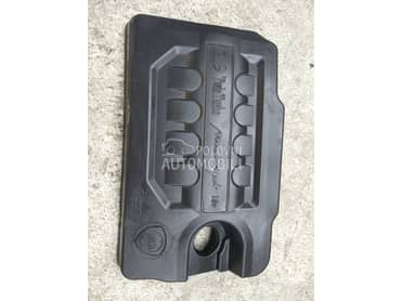 Poklopac motora za Lancia Delta