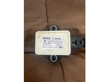 ESP duo senzor 8R0 907 637 B za Audi Q5 od 2008. do 2016. god.