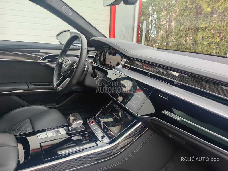 Audi S8 3xTV/360/21/HIBRID