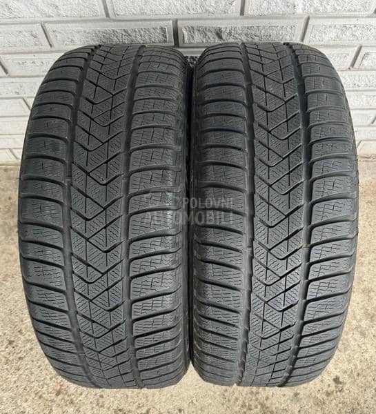 Pirelli 245/45 R18 Zimska