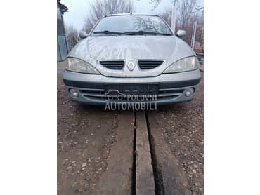 Renault Megane 1.4 16 2002. god. -  kompletan auto u delovima