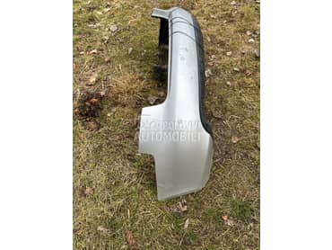 Branik zadnji karavan za Audi A4 od 2008. do 2015. god.