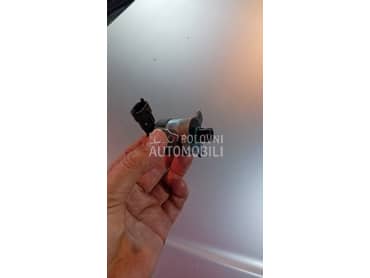 Regulator pritiska goriva za Alfa Romeo 159 od 2006. do 2009. god.