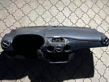 Tabla i air bag B klasa W246 za Mercedes Benz B Klasa