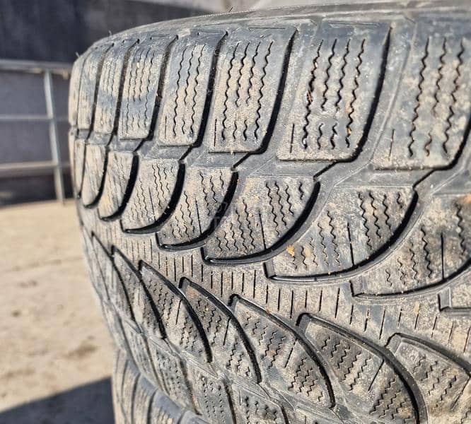 Bridgestone 265/50 R20 Zimska