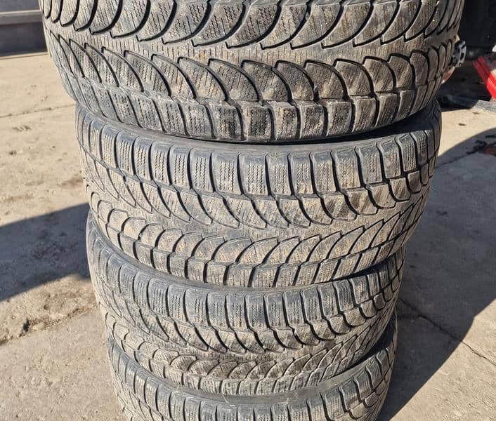 Bridgestone 265/50 R20 Zimska