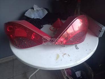 leva stop lampa za Peugeot 207 od 2006. do 2009. god.