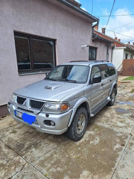 Mitsubishi Pajero Sport 2.5TD