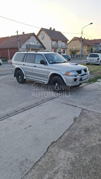 Mitsubishi Pajero Sport 2.5TD