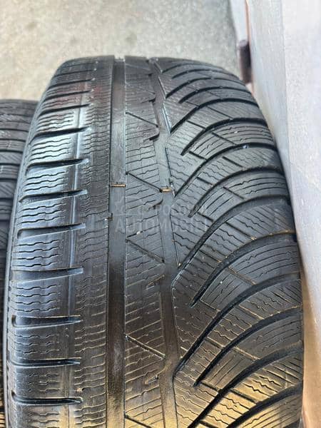 Michelin 235/55 R17 Zimska