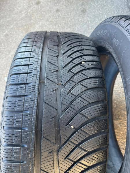 Michelin 235/55 R17 Zimska