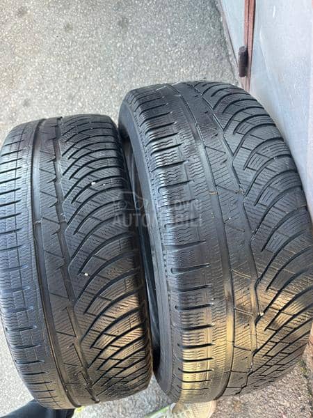 Michelin 235/55 R17 Zimska