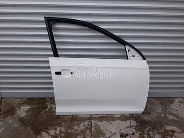 Prednja desna vrata za Škoda Rapid od 2013. do 2019. god.