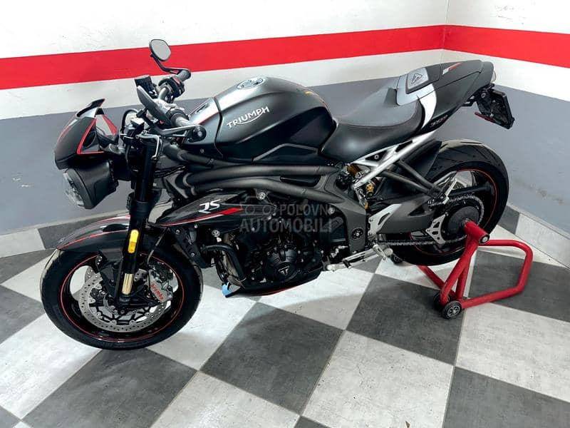 Triumph Speed triple 1050 RS