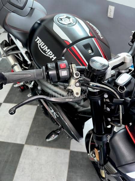 Triumph Speed triple 1050 RS