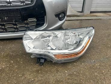 Levi i desni far za Citroen DS4 od 2011. do 2015. god.