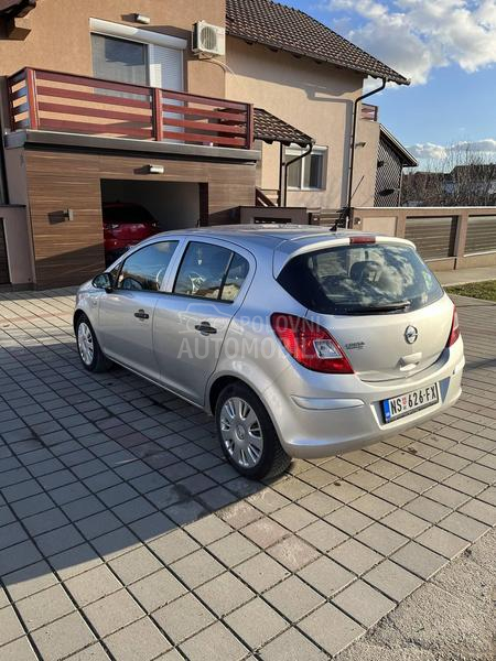 Opel Corsa D 